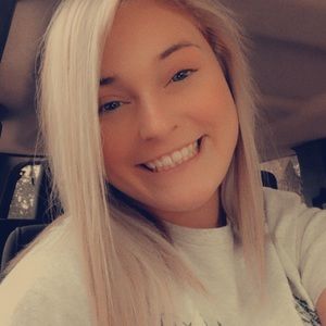 Meet your Posher, Katelyn